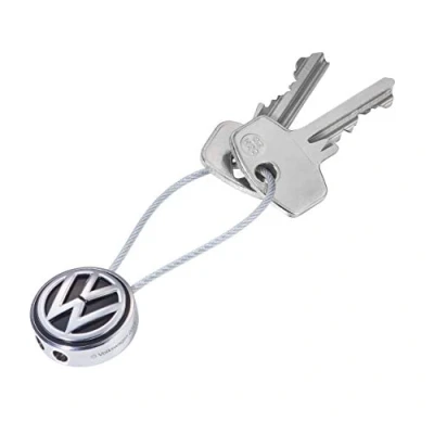 Imagen de TROIKA Llavero con logotipo de Volkswagen Loop Volkswagen, esmaltado, metal fundido, cromado, negro y plateado, plata, 70 x 27 12 mm, Moderno