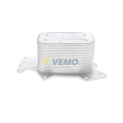 Imagen de VEMO V15 60 0005 Radiador de Aceite Original calidad AUDI: A4 B7 Berlina, Avant, A6 C6 VOLKSWAGEN: Touareg I, Phaeton