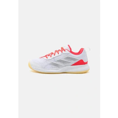 Imagen de adidas Performance Avaflash Zapatillas de tenis para tierra batida, Mujer, Talla: 39 1/3, Footwear white/silver metallic/lucid red Zapatos