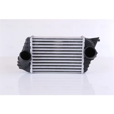 Imagen de NISSENS 96700 Intercooler FIAT: Stilo Hatchback