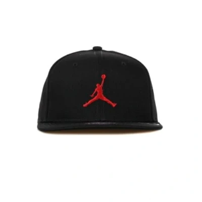 Imagen de Jordan Jumpman Snapback Gorra para niños, Talla: 54 57, Black/gym red