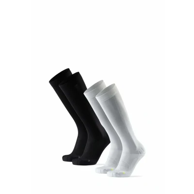 Imagen de DANISH ENDURANCE Calcetines de Compresión Mujer y Hombre, Deporte, Running, Recuperación, Multicolor: 1 x Negro, Blanco, 43 47