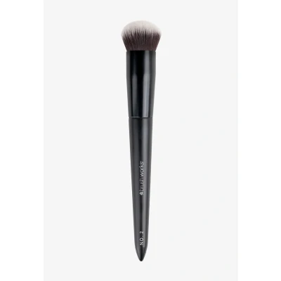 Imagen de Brushworks No. 2 Buffing Foundation Brush