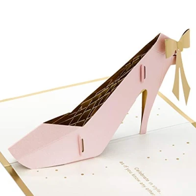 Imagen de Hallmark Signature Paper Wonder Tarjeta de cumpleaños Pop Up Sweet Day
