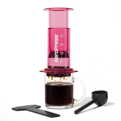 Imagen de AeroPress Clear Rosa cafetera de Viaje Método 3 en 1 combina prensa francesa y espresso Café sin amargor ni residuos Pequeña portátil para camping viaje,