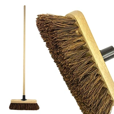 Imagen de LSC Escoba rígida de 10 Pulgadas con Mango Madera, cerdas duras, escobas jardín para Limpiar Jardines, Patios, entradas y almacenes (Paquete 1)