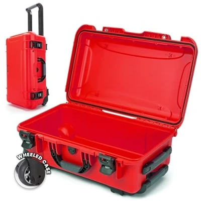 Imagen de Nanuk 935 Funda rígida Impermeable con Ruedas vacía, Color Rojo