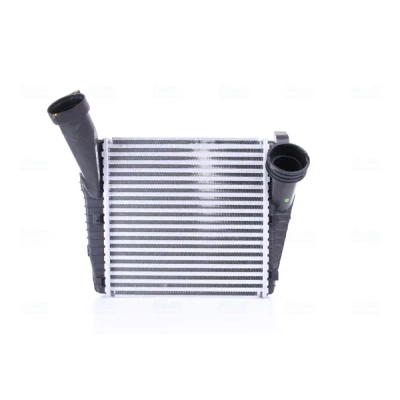 Imagen de NISSENS 96688 Intercooler PORSCHE: Cayenne, AUDI: Q7