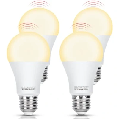 Imagen de Aigostar Bombilla con Sensor de Movimiento, LED E27 A60 12W Equivalente a 81W, Luz Cálido 3000K, 1170 Lm, Automatica Detector No Regulable, 4 Unidades