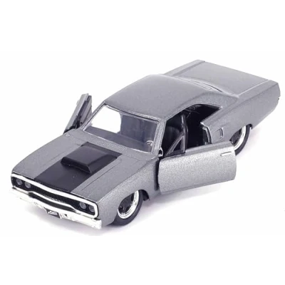 Imagen de Jada 30746 Plymouth Road Runner rápido y furioso 1:32 escala diecast modelo coche