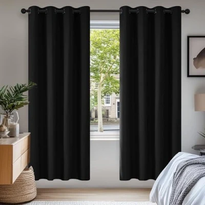 Imagen de Deconovo Cortinas para Habitación Opacas Aislantes Térmicas Salon Dormitorio Modernas Gruesas con Ojales Plateados 140 x 210 cm Negro