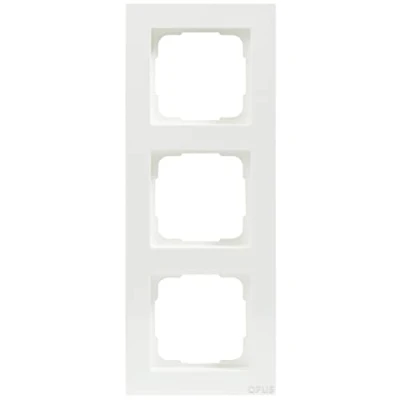 Imagen de OPUS® 55 Marco embellecedor para 3 enchufes, color blanco