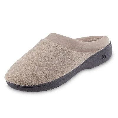 Imagen de isotoner Zapatilla acolchada de rizo y satén para mujer con espuma viscoelástica interiores/exteriores cómodas sandalias planas, Rosado (Petal Pink), 38.5/39 EU