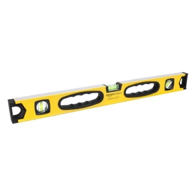 Imagen de Amazon Basics Nivel de burbuja magnético aleación aluminio resistente a los golpes, 61 cm, plomada/nivel/burbujas, 180, 90 y 45 grados, Amarillo,negro