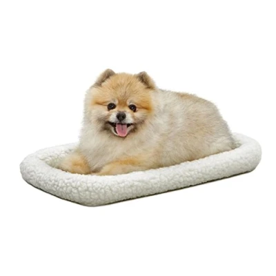 Imagen de MidWest Homes for Pets modelo 40222 cama para perros y gatos de forro polar blanco, longitud 55,88 cm, cómoda con cabezal, jaulas perro cm largo, color blanco