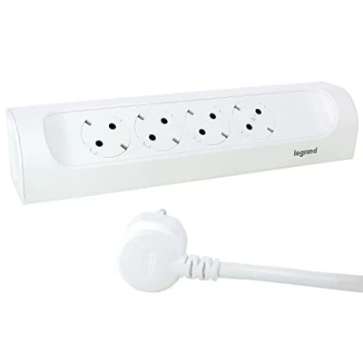 Imagen de Legrand 694501, Regleta de enchufes en ángulo, sin Interruptor, Enchufe múltiple con 4 Tomas Corriente, Cable 1 MT., Color Blanco
