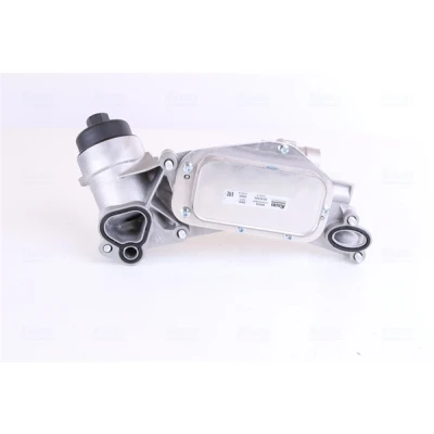 Imagen de NISSENS 90930 Radiador de aceite con alojamiento del filtro OPEL: Astra H GTC, J Hatchback, Zafira B, CHEVROLET: Cruze Berlina norauto