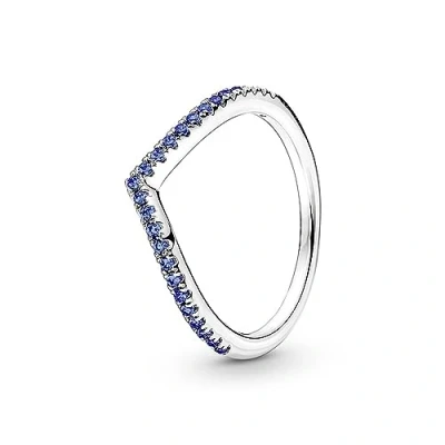 Imagen de Pandora Timeless Anillo centelleante azul con diseño de hueso plata ley cristales estelar, talla 50