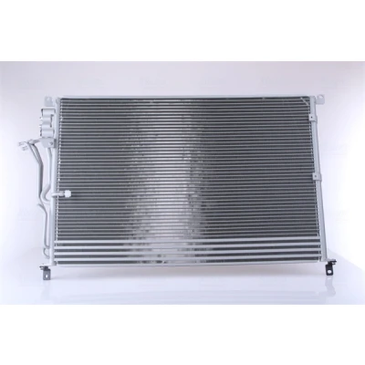Imagen de NISSENS 94724 Condensador sin secador Aluminio 770 R 134 a AUDI: A8 D3