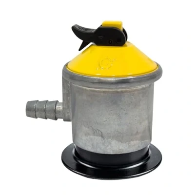 Imagen de S&amp;M 322037 Regulador Para Botellas De Gas Butano O Propano, Color Rojo