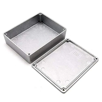 Imagen de Caja de proyecto Be Tool eléctrica impermeable aluminio fundido a presión ideal para uso en exteriores conexiones completa con conector (1 pieza), color plateado
