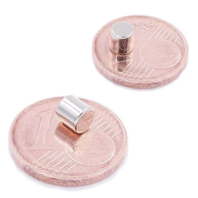Imagen de Brudazon 10 Mini imanes Discos 4x4mm N52 nivel más fuerte Los de neodimio ultra fuertes Imán del poder para la toma modelo, foto, pizarra blanca Pequeño, redondo y extra