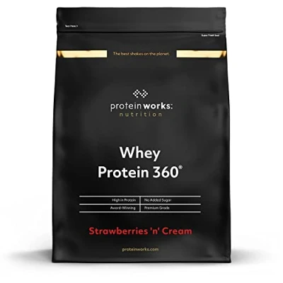 Imagen de THE Protein WORKS Whey 360 Batido Alto En Proteínas Para Construir Músculo Combinación TRI Proteica Fresas Con Nata 600g