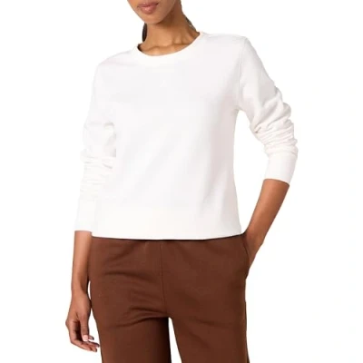 Imagen de Amazon Essentials Sudadera de Cuellocaja Forro Polar y Tejido Rizo Francés (Disponible en Tallas Grandes) Mujer, Blanco, M