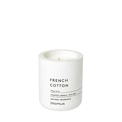 Imagen de blomus FRAGA 65649 Vela aromática S de cera soja, aroma a granel blanco alta calidad, hormigón característico, FRENCH COTTON, 24 h combustión, bajo en hollín (alto / ancho profundidad) 8 x 6,5 cm, Lily White, 65649)