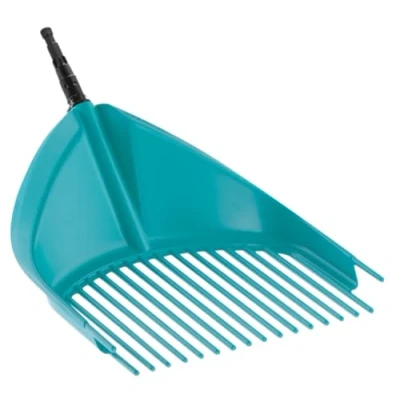 Imagen de rastrillo recogedor GARDENA combisystem: Manejable para barrer y recoger hojas residuos del jardín, con púas resistentes de plástico, ancho trabajo 36,5 cm (3120 20)