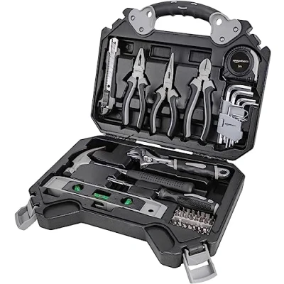Imagen de Amazon Basics Juego de herramientas Metal para el hogar, 51 unidad, Negro