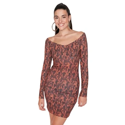 Imagen de Trendyol Vestido de Punto Ajustado con Cuello Redondo para Mujer, marrón, S