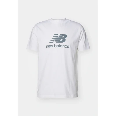 Imagen de New Balance Essentials Stacked LOGO Camiseta estampada, Hombre, Talla: Small, White