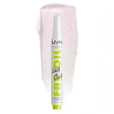 Imagen de NYX Professional Makeup Fat Oil Slick Click, Bálsamo Labial Brillante Hidratante, Para unos Labios Heavys, 12h de Hidratación, Con Aceites Aguacate, Frambuesa y Mora, Tono: Main Character, 2 g