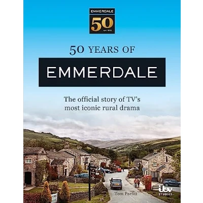 Imagen de 50 Years Of Emmerdale : The Official Story Tv S Most Iconic Ru Ral