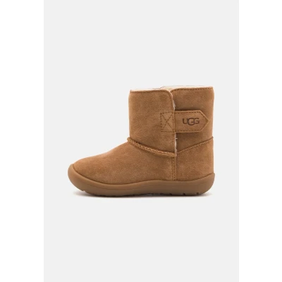 Imagen de UGG Keelan II Unisex Botas para la nieve niños, Talla: 25, Chestnut Zapatos