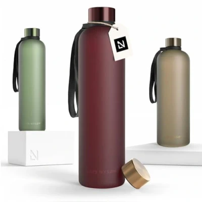 Imagen de LARS NYSØM Botella de Agua 1l Cantimplora Deportiva Tritan Ultraligera a Prueba Fugas, Apta para el Ácido Carbónico 2 Tapas Incluidas (Berry Red, 1000ml)