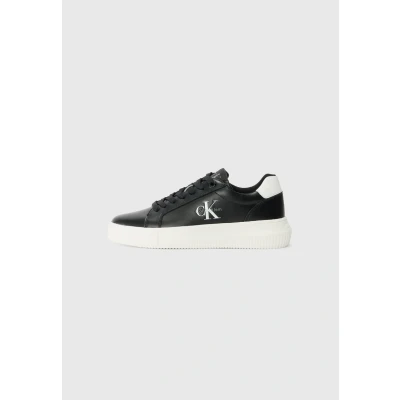 Imagen de Calvin Klein Sneaker con Suela Cupsole Mujer Chunky Mono de Piel, Negro (Black/Bright White), 41