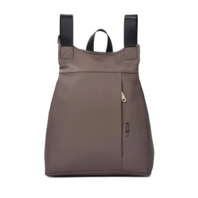 Imagen de Mochila Antirrobo KCB Strong Diseño Compacto y Seguro Estilo Moderno Elegante Ideal para Transporte Público Uso Diario Asas Ajustables 100% Vegano Color Taupe