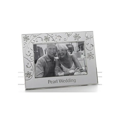 Imagen de Petal Jewel Design Pearl 30th Wedding Anniversary Silver Look Metal Photo Frame