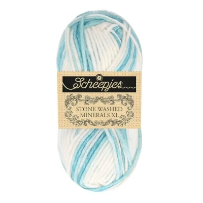 Imagen de Scheepjes Stone Washed XL Minerals 903 Sapph S (75m) Suave Hilado 1x50g