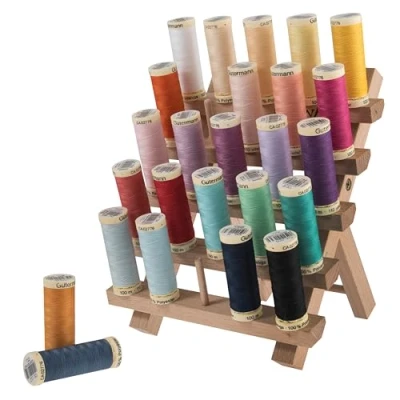 Imagen de Milward Thread Storage Soporte Coser Portacarretes de Hilo, Independiente o montado en la Pared, carretes, Madera Natural, 25 Spools14.5 x 15.5 18cm