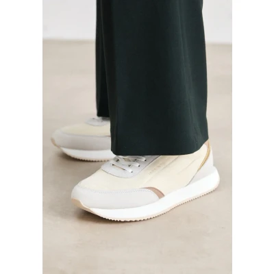 Imagen de Tommy Hilfiger Essential Runner Zapatillas, Mujer, Talla: 40, Claystone Zapatos