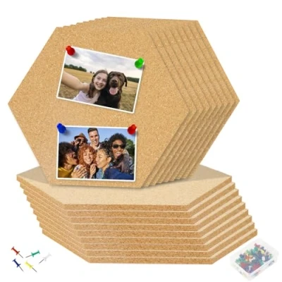 Imagen de Gucass 18 Piezas Corcho Pared Autoadhesivo, Tablero de Hexagonal Pizarra con 80 Chinchetas, Tablón Anuncios Autoadhesivo Para la Decoración Oficina del Dormitorio