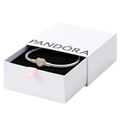 Imagen de Pandora Icons Pulsera de plata con cadena serpiente cierre corazón chapada en oro rosa 14 quilates y circonitas cúbicas transparentes, 19