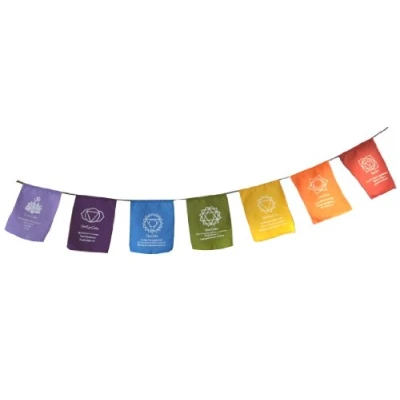 Imagen de Guirnalda de banderines, diseño arco iris, multicolor, con símbolos chacras y mantras