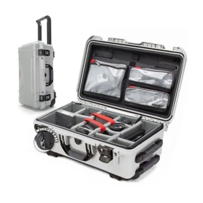 Imagen de Nanuk 935 Funda rígida Impermeable con Organizador de Tapa y Divisor Acolchado Ruedas, Color Plateado