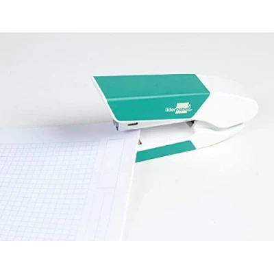 Imagen de GRAPADORA LIDERPAPEL CON REGALO DE EXTRAEGRAPAS Y CAJA 1000 GRAPAS 26/6 CAPACIDAD 20H COLOR TURQUESA