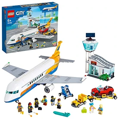 Imagen de LEGO 60262 City Avión de Pasajeros, Aeropuerto con Camión Juguete para Niños y Niñas +6 Años 8 Mini Figuras