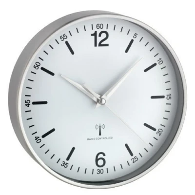 Imagen de TFA Dostmann 60.3503 Reloj de pared analógico controlado por radio (blanco)